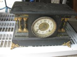 Ingram Pillar Mantle Clock 
