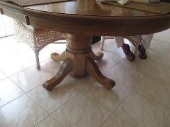 Oak 48 in. Round Pedestal Dining Table
