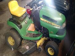 John Deere 125 Automatic Lawn Tractor