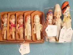 5 dolls in Box