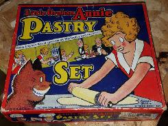 Little Orphan Annie Pastry Set