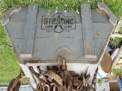 Starline Barn Feed Wagon