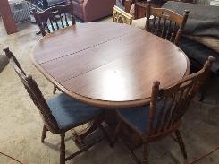 Oval Oak Pedestal Dining Table 