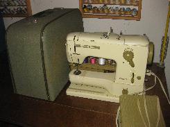  Bernina Sewing Machine 