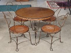 Ice Cream Parlor Wire Table & Chair Set 
