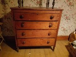 Early Cherry 4-Drawer Chest