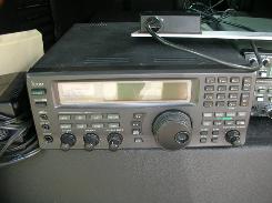  ICOM Ham Radio Base Unit