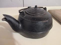 Cast Iron Tea Pot w/Brass Handle