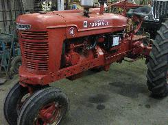 IH Farmall H Tractor