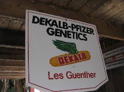 Dekalb-Pfizer Genetics Dekalb Sign 
