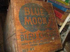 Blue Moon Large Pine Cheese Box 
