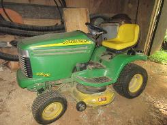  John Deere LX280 Lawn Tractor