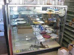 Commercial Glass Display Locking Cabinet