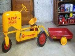  MM TOT Pedal Tractor