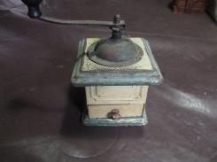 Tin Embossed Lap Top Coffee Mill