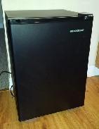 B&D Mini Refrigerator 