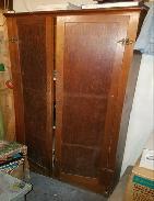 Oak 2 Door Cabinet 
